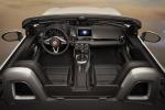 Fiat 124 Spider 2016 года (US)
